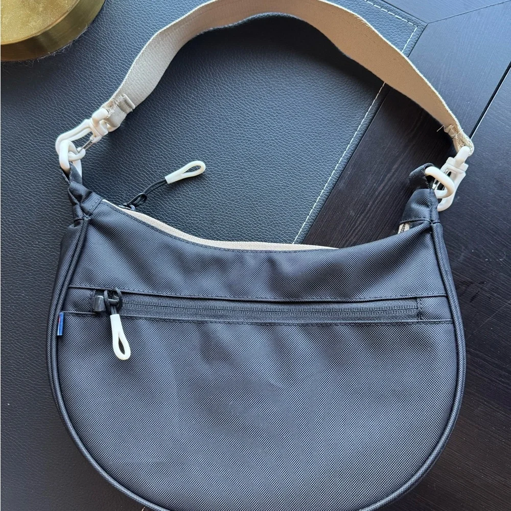 NWOT Sherpani Mina Crossbody and Barcelona Wallet, color Con Leche - Picture 3 of 5
